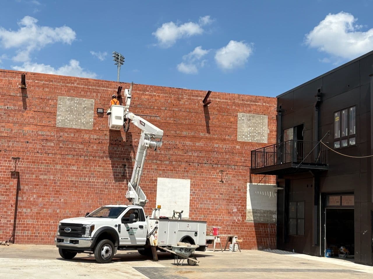 Gallery photos for Exterior Site Lighting Installation in Peoria: Image #1